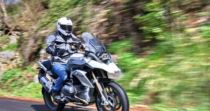 BMW Motorrad: aprile record di vendite +11,5%