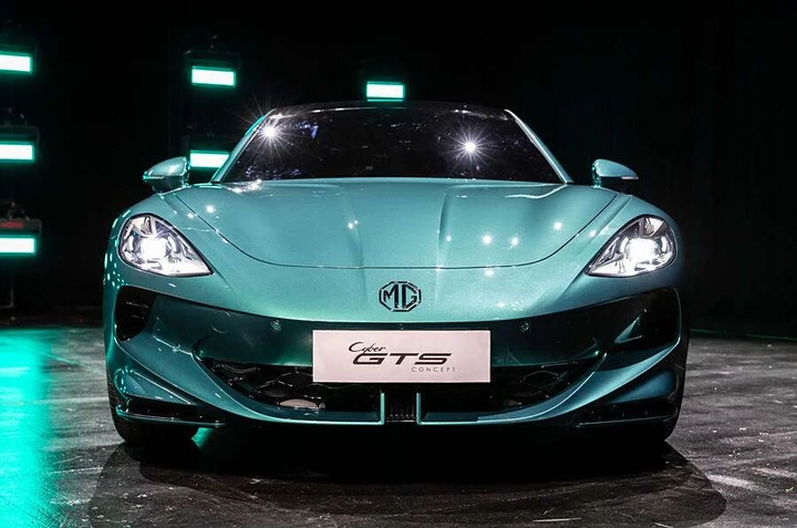 MG annuncia la batteria semi-solida per il nuovo modello 2025