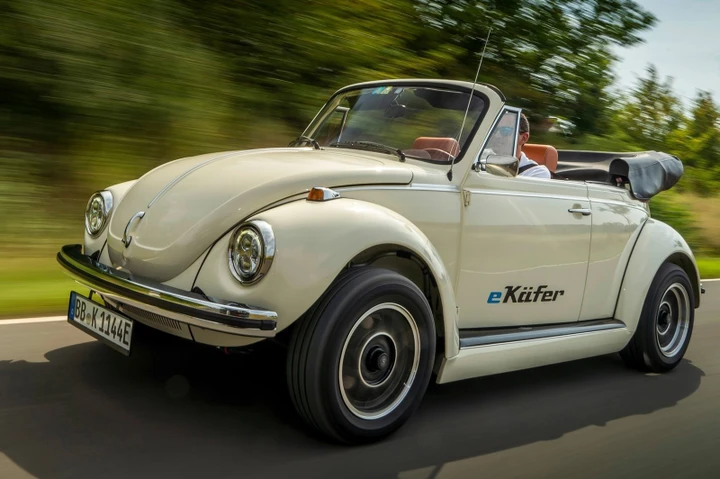 Volkswagen e-Beetle Concept: ritorna il Maggiolino classico elettrico