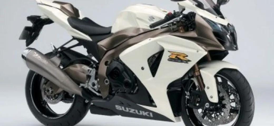 Suzuki festeggia i 100 anni al Motor Bike Expo di Verona