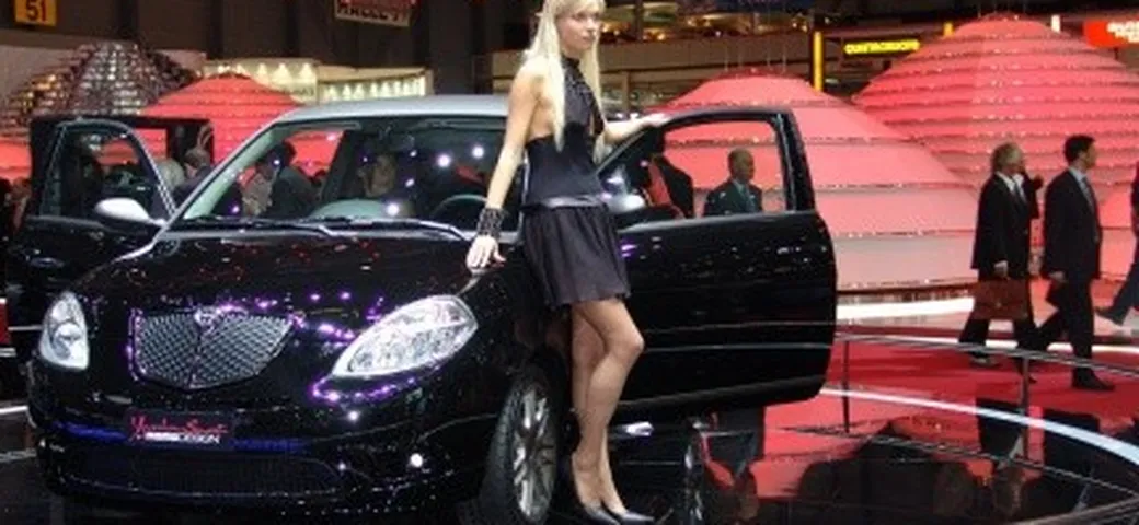 Ginevra: Lancia Ypsilon Sport Momo Design