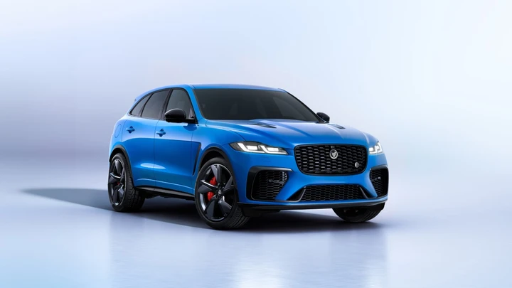 Jaguar F-PACE: un'edizione speciale del SUV per i 90 Anni di innovazione