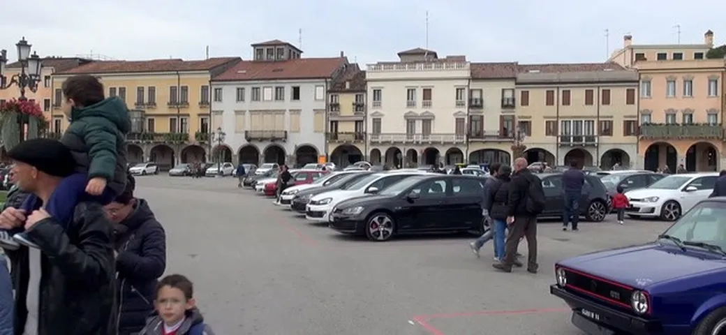 40 anni di Golf GTI: il raduno a Padova