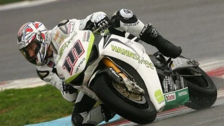 WSBK, test: Portimao sotto la pioggia. Xaus in testa, sorprendente Haslam
