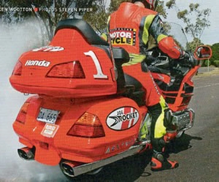 Goldwing un razzo da 240cv