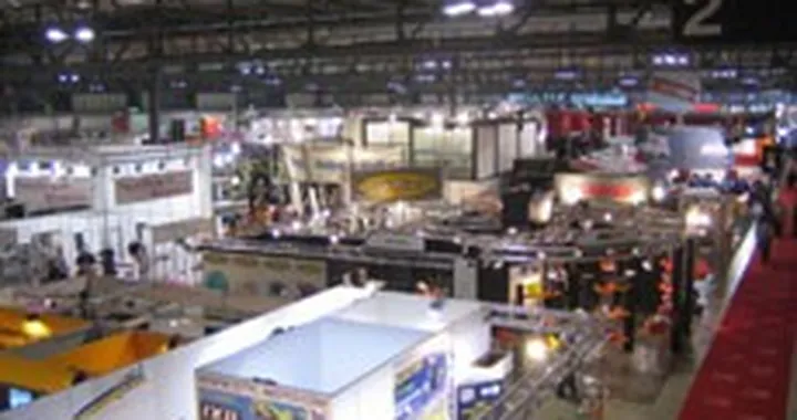 Sequestrati 11 scooter contraffatti al Salone