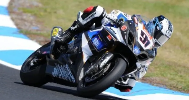 A Phillip Island "ruggisce" il leone Haslam. Ottimo Fabrizio. Deludono Biaggi e Haga