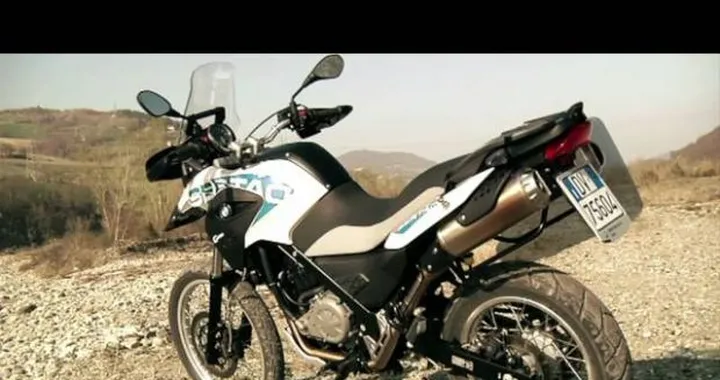 BMW G 650 GS Sertao 2012 /video