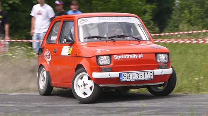 Fiat 126: Rally al limite [Video]