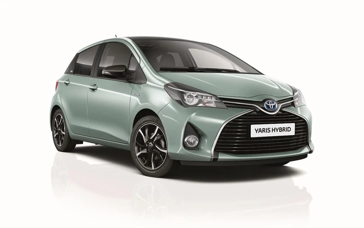 Toyota Yaris Hybrid by Glamour
