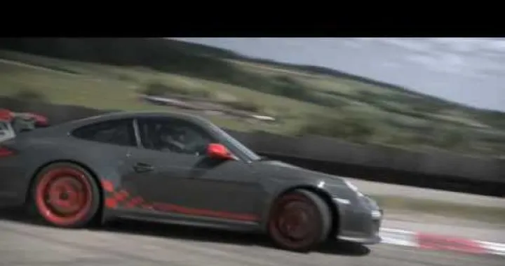 Porsche 997 GT3 RS 3.8: il secondo video ufficiale