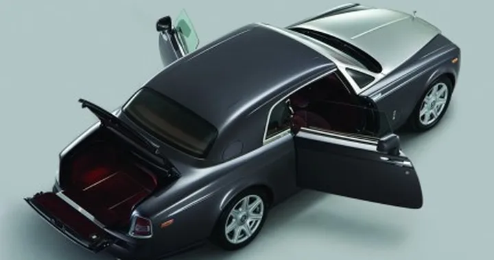 Rolls Royce Phantom Coupé: il fantasma con la tuta da running