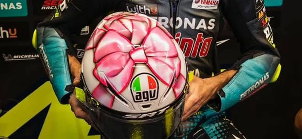 Valentino Rossi: il casco celebrativo di Misano è una dedica alla figlia