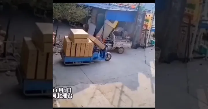 Carica il tre ruote, ma si ingrana la marcia e parte (Video)