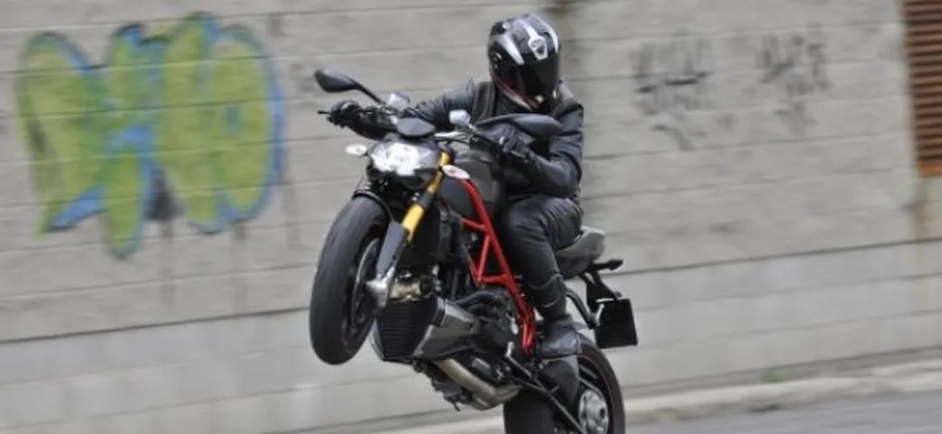 Ducati Streetfighter m.y. 2013 - Salone di Colonia 2012