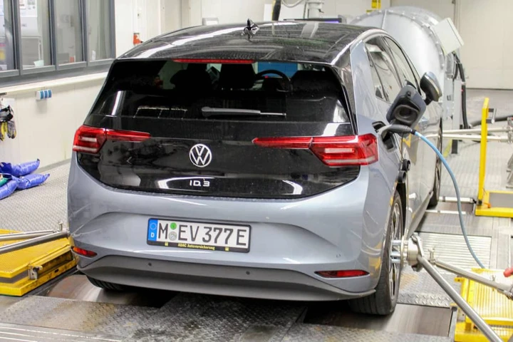 Volkswagen ID 3, quanta capacità ha perso la batteria dopo 172.000 km? Il test