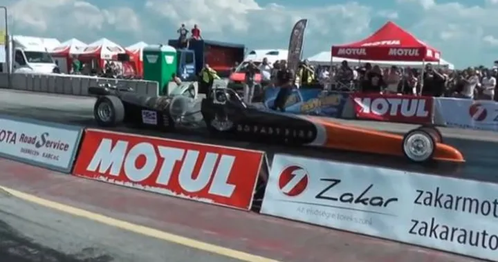 Auto jet: record a 419,69Km/h