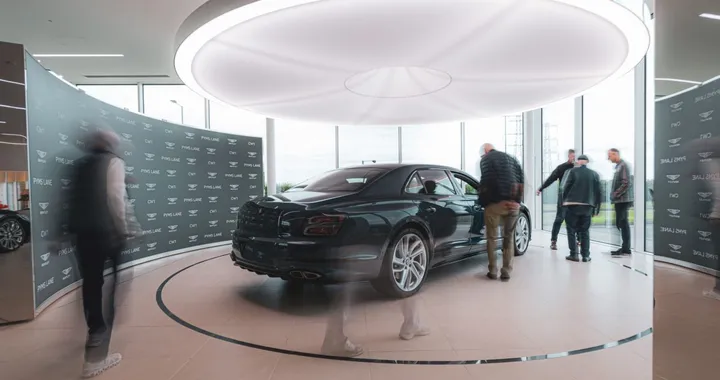 Bentley apre le porte al pubblico: visite guidate nella storica sede di Crewe