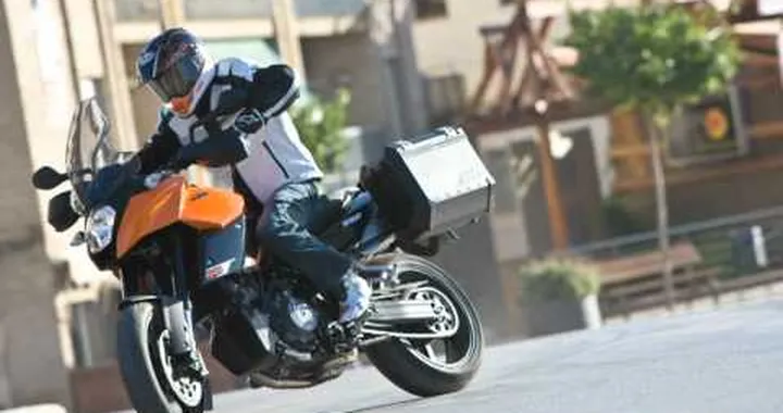 KTM SM T 2011 Action