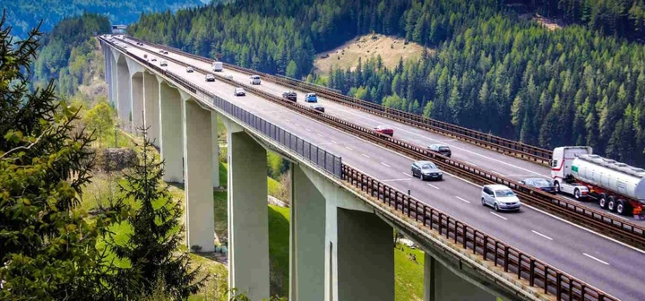 Ricarica elettrica: l’Autostrada del Brennero sorprende con prezzi competitivi