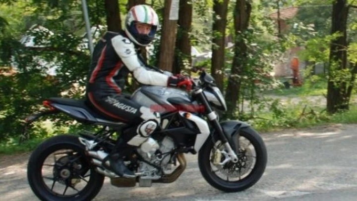 MV Agusta Brutale 675 2012: prima foto spia