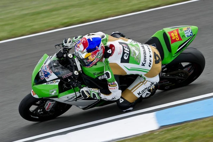 Supersport: Sofuoglu in pole a Donington