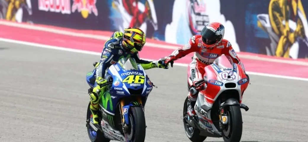 MotoGP Austin, Marquez (Honda) torna “cannibale”. Dovizioso (Ducati) “brucia” Rossi (Yamaha)
