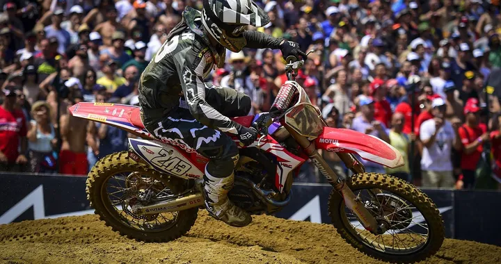 MXGP Lettonia 2019: Cairoli illude tutti in Gara-1. Gajser adesso è a +33.
