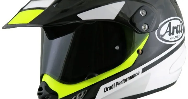 Arai: casco Tour-X 4 con nuova grafica Neon