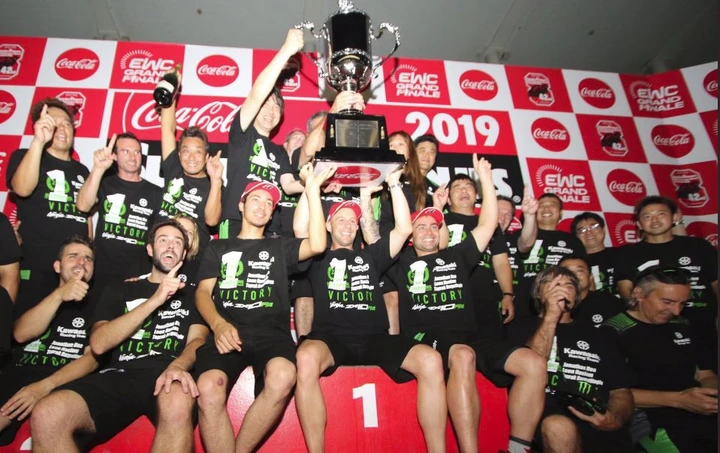 8 Ore Suzuka: Rea cade ma vince con Kawasaki