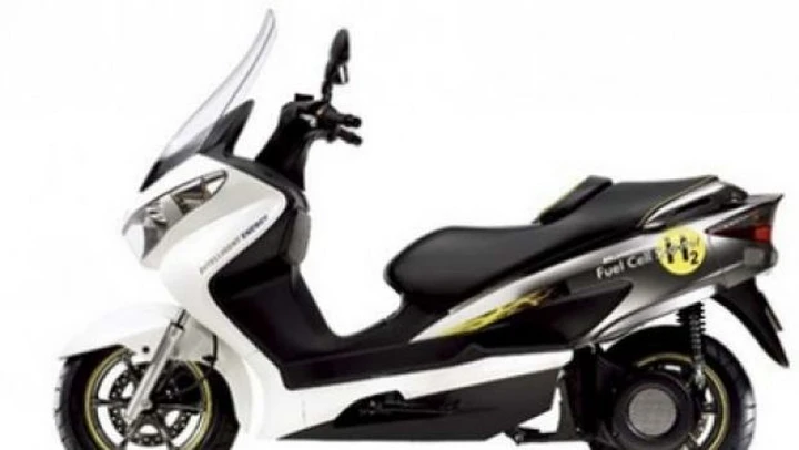 Suzuki Burgman Fuel-Cell Scooter al Tokyo Motor Show 2009