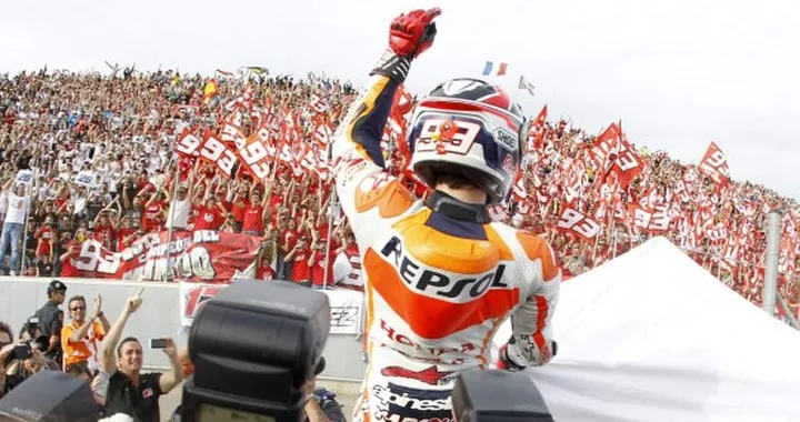 Live MotoGP Valencia 2013: la gara in diretta. Lorenzo vince ma è Marquez il Campione!