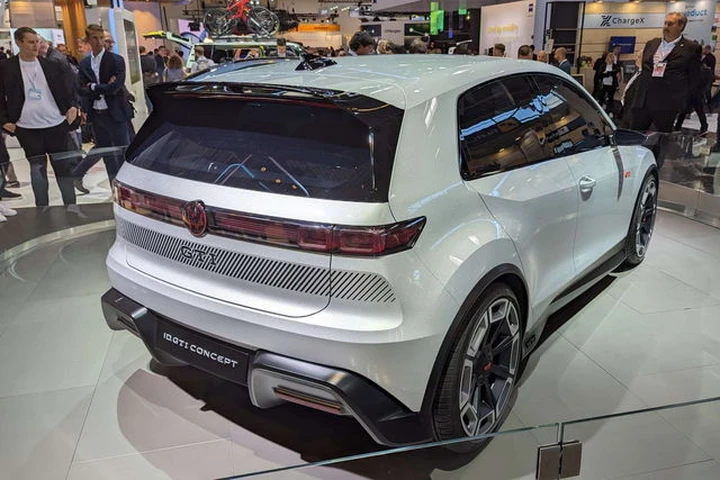 Volkswagen avverte tutti, la prima Golf GTI elettrica sarà mostruosa