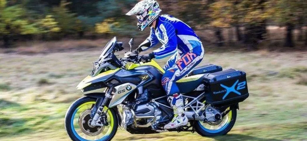BMW R1200GS LC ibrida 2WD by Wunderlich