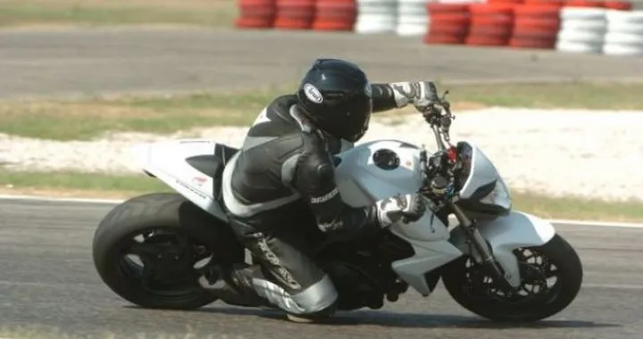 Scatto in Corsa: Honda CB1000R ad Adria