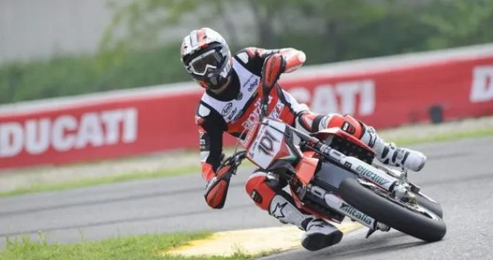 Supermoto: Van Den Bosch vince il GP della Lombardia