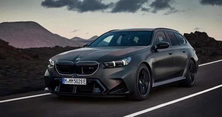 BMW M5 Touring: con il suo ritorno è la Wagon più potente del mondo