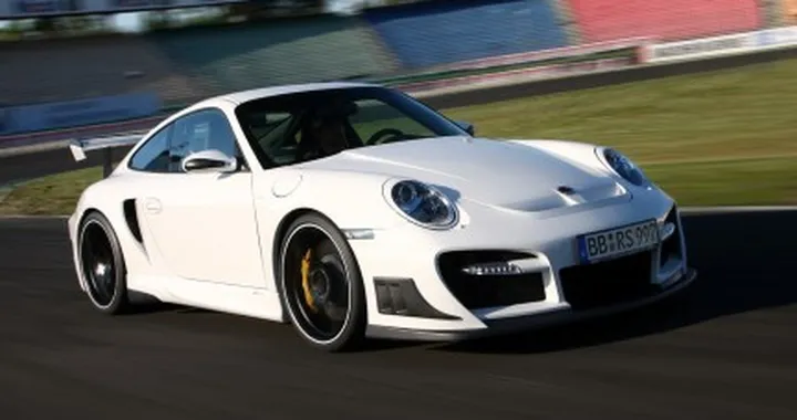 TechArt GT Street RS: riduttivo definirla "creatrice di vedove"?