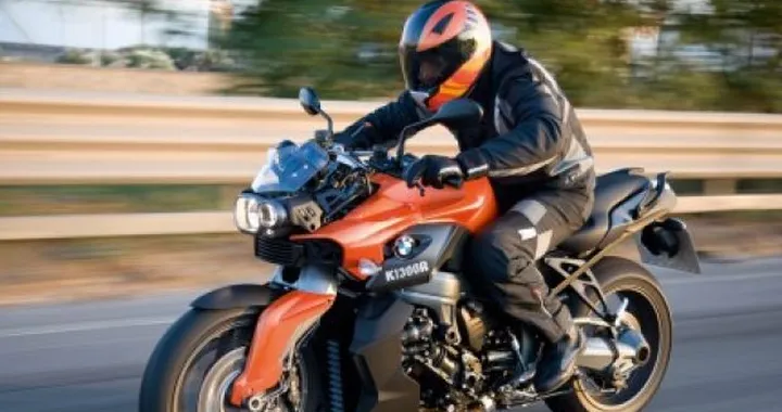 Novità BMW: i prezzi della nuova serie K