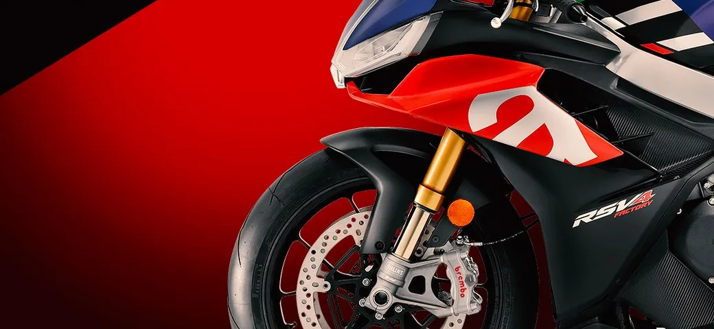 Aprilia svela le nuove RSV4 e RSV4 Factory 2021: caratteristiche e informazioni