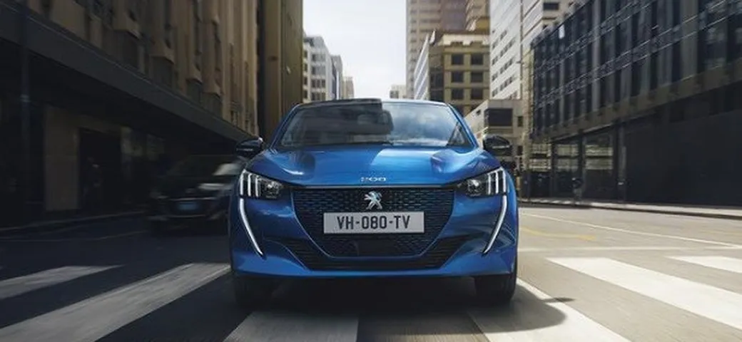 Auto elettriche Peugeot: la e-208 al Salone di Ginevra