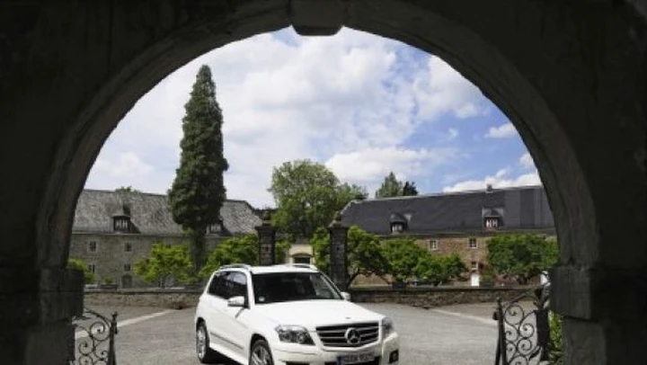 Mercedes GLK: dopo l'estate arrivano le versioni a trazione posteriore