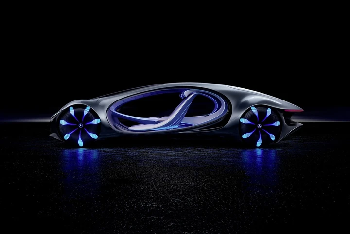 Mercedes-Benz Vision AVTR: concept car ispirata al futuro