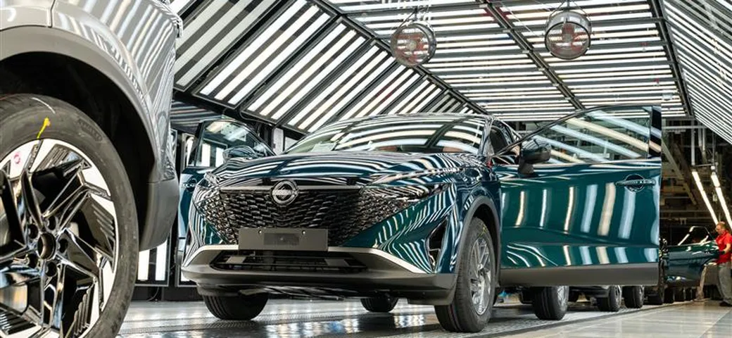 Nissan Qashqai e-Power: il nuovo motore debutta a Sunderland, pronta anche la Leaf