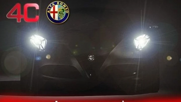 Alfa Romeo 4C: teaser della concept per il salone di Francoforte