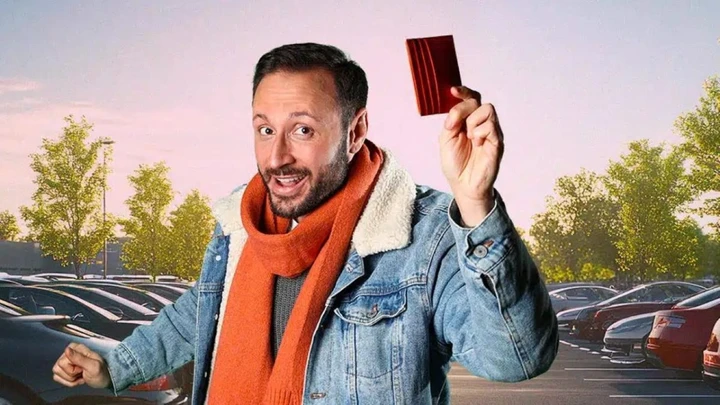 Verti, regalo di Natale agli automobilisti: 10% di sconto web sulle nuove polizze auto