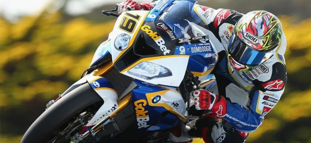 SBK Nurburgring: Davies 1° di un soffio su Sykes, 3° Fabrizio