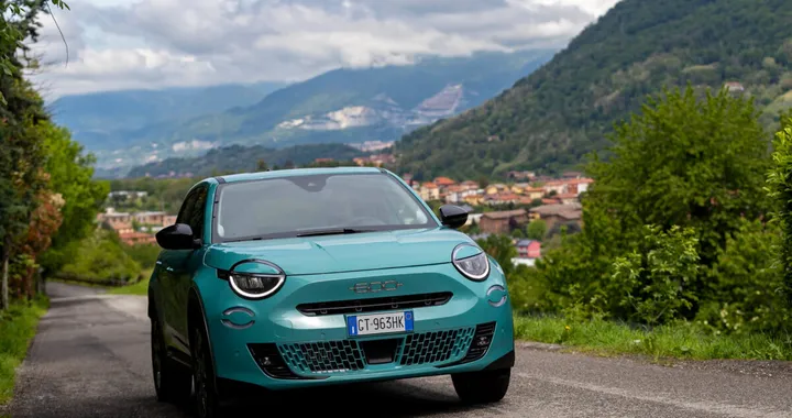 Fiat 600 Hybrid approda negli showroom italiani
