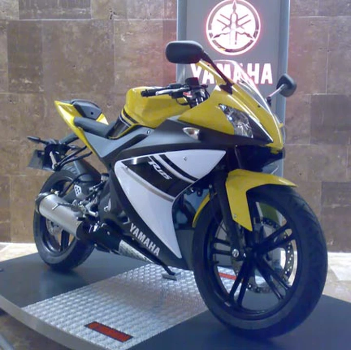 Anteprima: Test Yamaha YZF-R125 2008