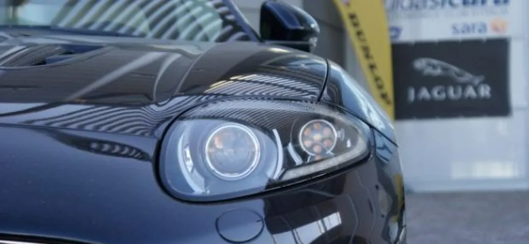 Jaguar Supercharged Academy: in pista a Vallelunga con XKR e XFR